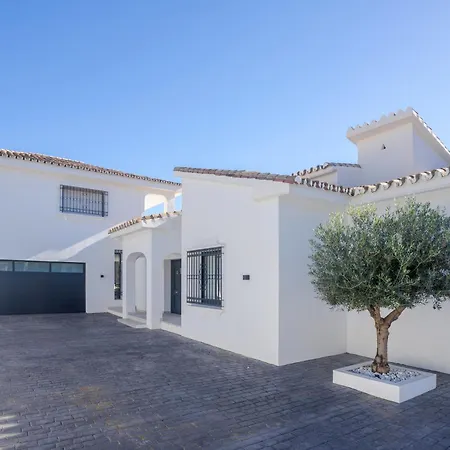 Unico - Benahavis Villa *